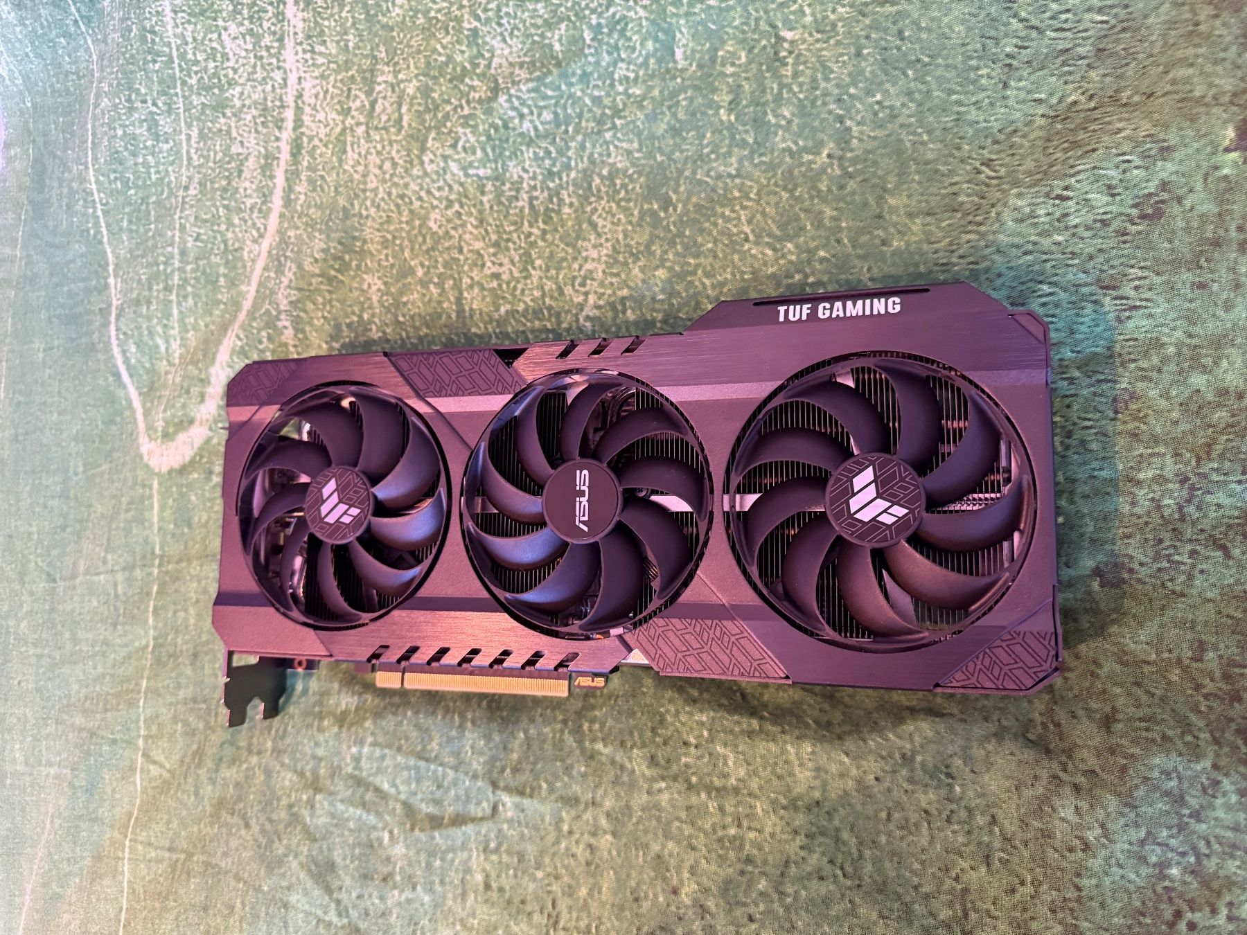 Schede grafiche: ASUS GeForce TUF RTX 3090 Gaming – Usato da Binz venduto da GearVictim 3