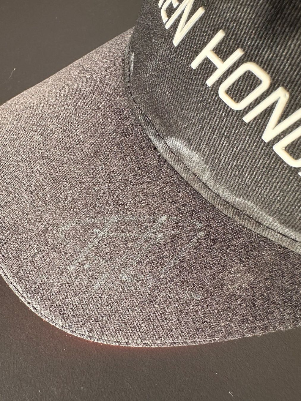 Nike Sonstige Kleidung & Accessoires: Fernando Alonso - Casquette DEDICACE SIGNATURE originale – Neu (gemäss Beschreibung) aus St-prex von phi_gr6f 1