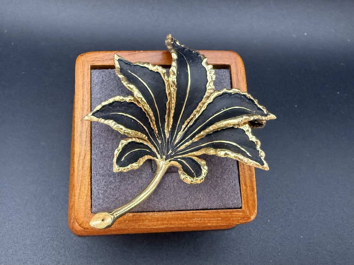 Spille & Fermagli: Vintage Herbst Blatt Brosche Gold/Schwarz farbe – Usato da Lamone venduto da LaCantinaMagica 3