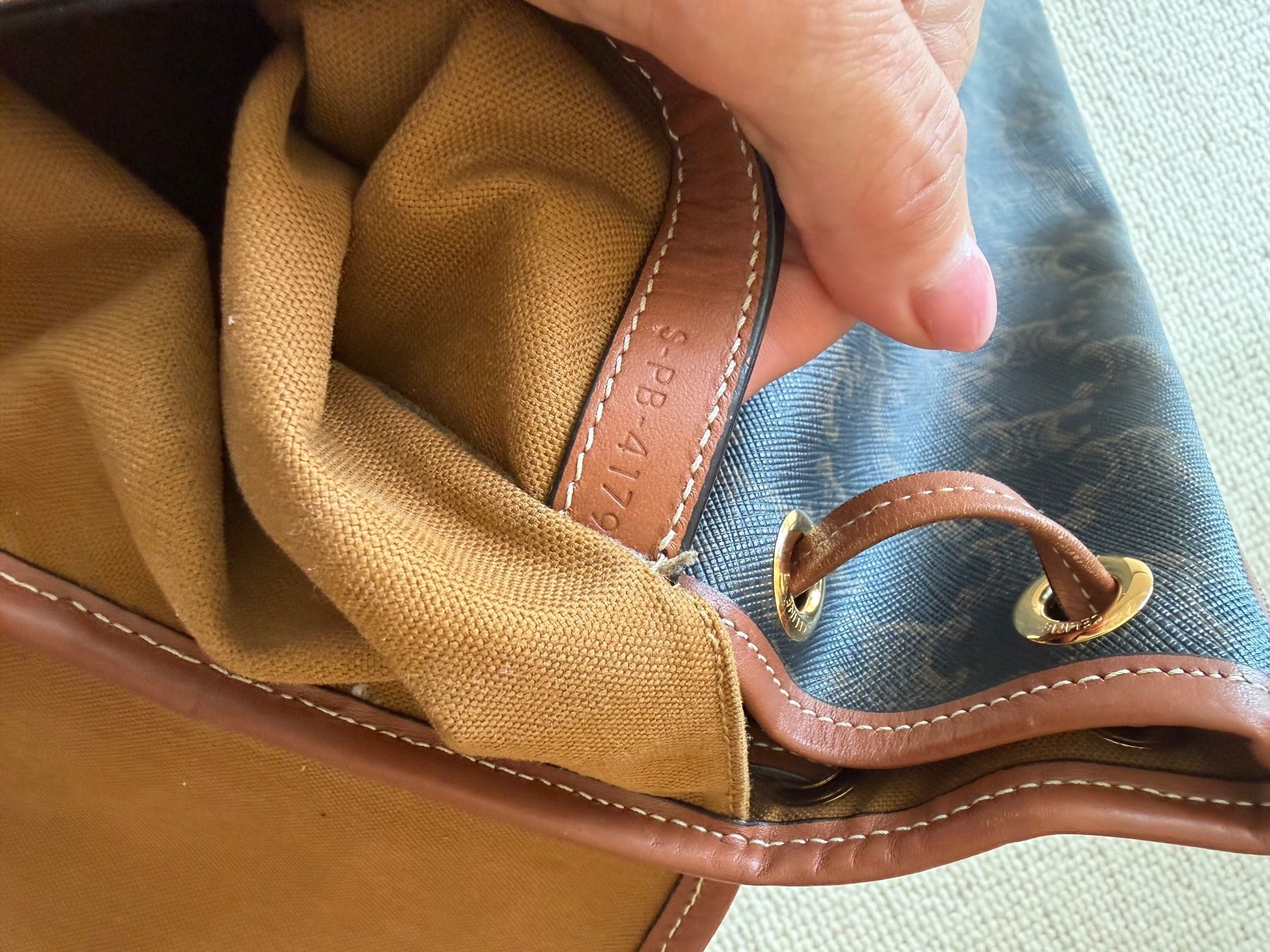 Celine Sacs à dos: Sac à dos Céline triomphe – D'occasion à Genève par bisounours23 4