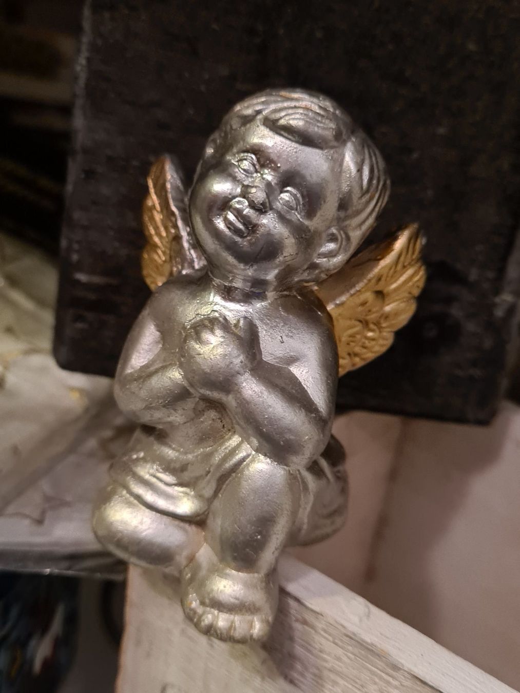Statuette: Weihnachtsengel  goldig, 10 cm ......... – Usato da Amriswil venduto da kleindeko
