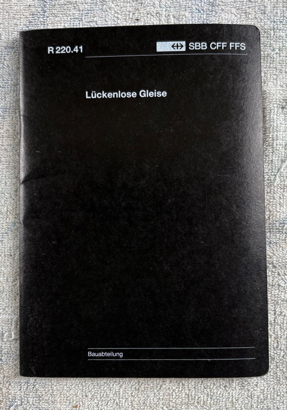Documenti: SBB R220.41 LÜCKENLOSE GLEISE – Usato da Ostermundigen venduto da wini63