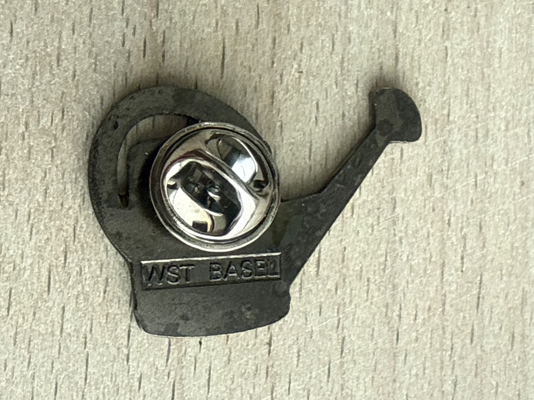 Placchette & Badge: Pin Stöckli – Usato da Glattbrugg venduto da Schweigmatt 1