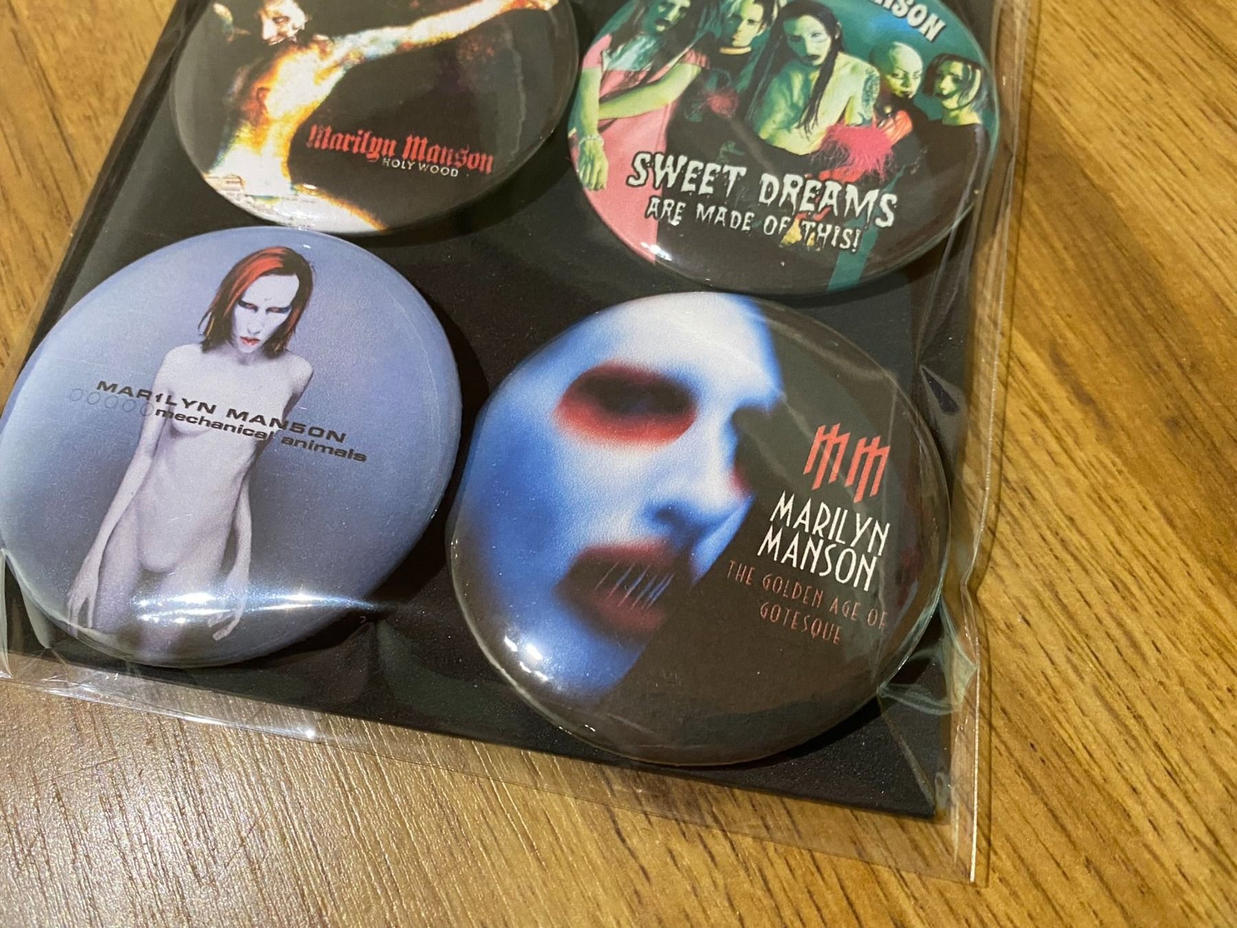 Placchette & Badge: Marilyn Manson Ansteck Badges! – Nuovo (secondo la descrizione) da Basel venduto da FatCatPacksTheRatt 2
