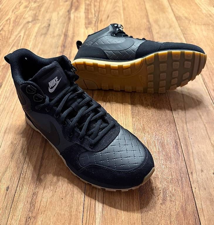 Nike Scarpe da donna: Nike MD Runner 2 Mid Prem - Farbe Schwarz - Grösse 41 – Nuovo (secondo la descrizione) da Brittnau venduto da andyk73 2
