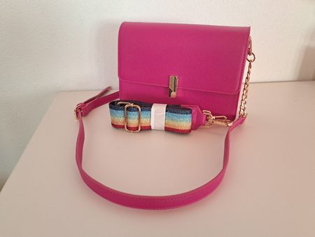 Neue Handtasche (einmal getragen)