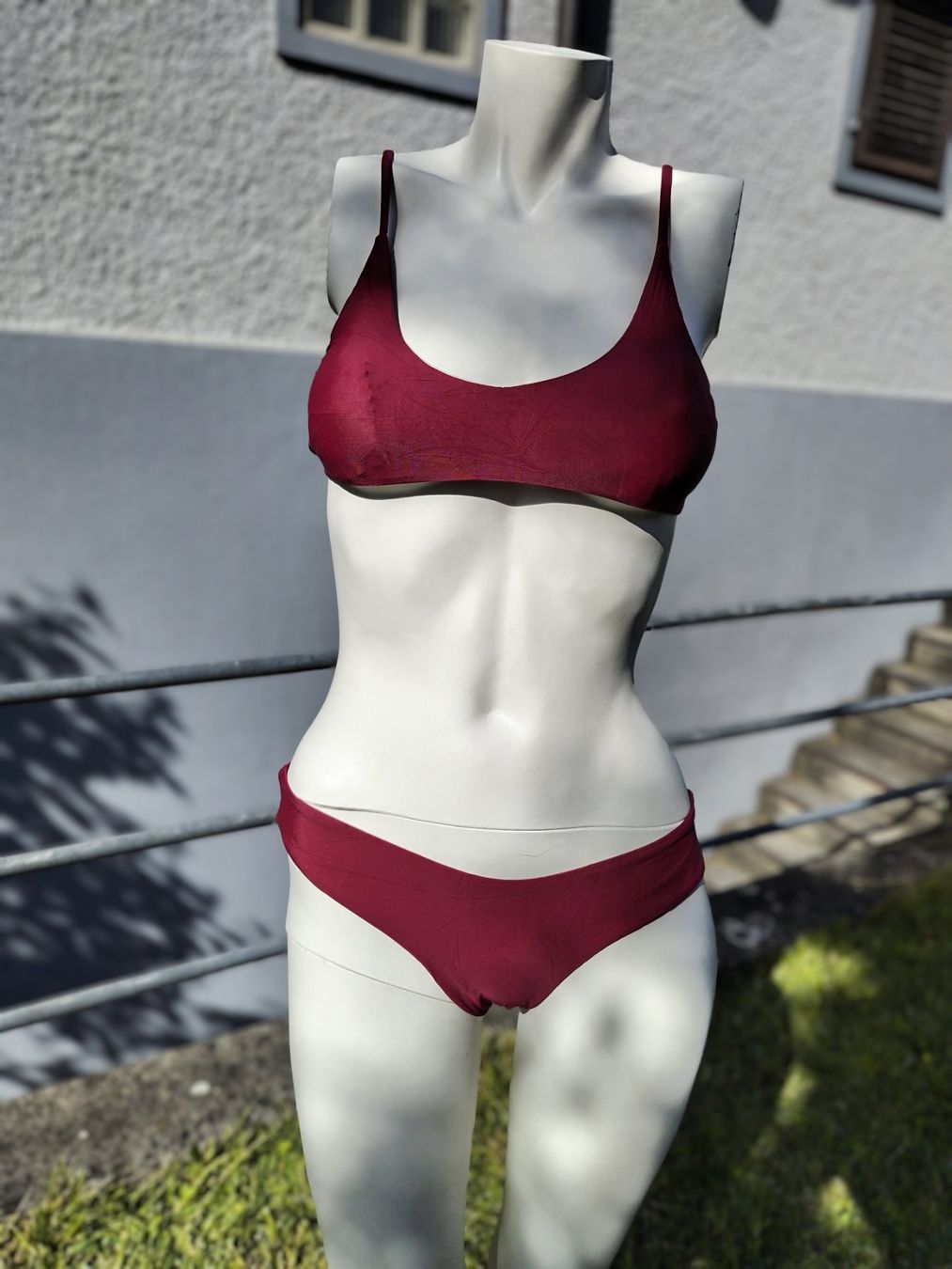 Maillots de bain & Bikinis: Damen Bikini Bordeaux, Gr. S – Neuf (Voir description) à STEFFISBURG par Sumerstorm