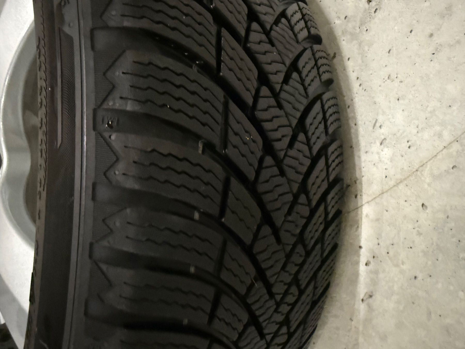 Gamaparts Pneus & Roues: VW Winterräder Gamaparts – D'occasion à Liestal par sim_f7js 5