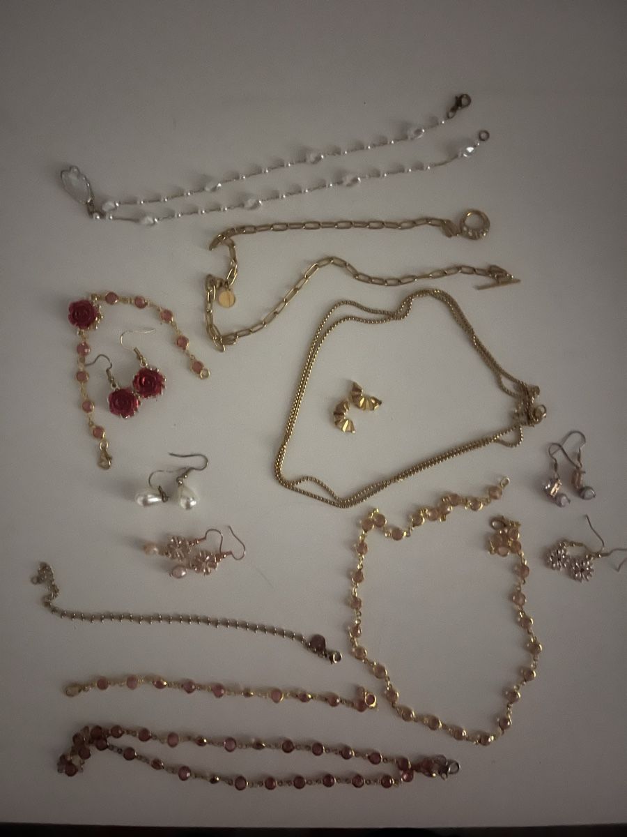 Autres bijoux: Schmuckkonvolut – D'occasion à Hombrechtikon par ano_p8ws