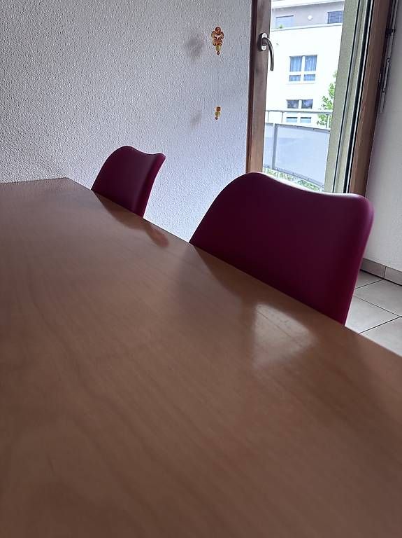 Set di tavolo e panche: Küchentisch inkl. 4 Stühle – Usato da Glis venduto da dompromillo 1