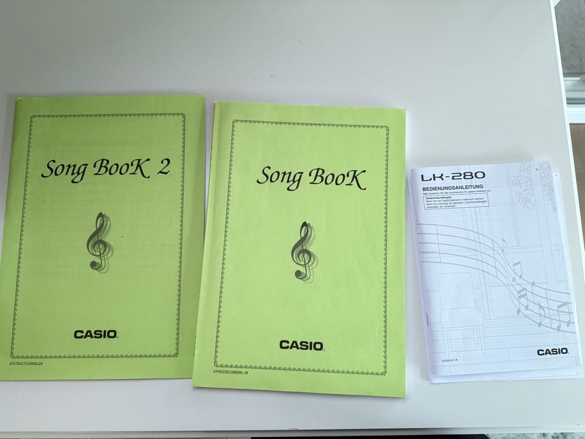 Casio Musikinstrumente: Keyboard Casio LK 280 – Gebraucht aus Regensdorf von  1