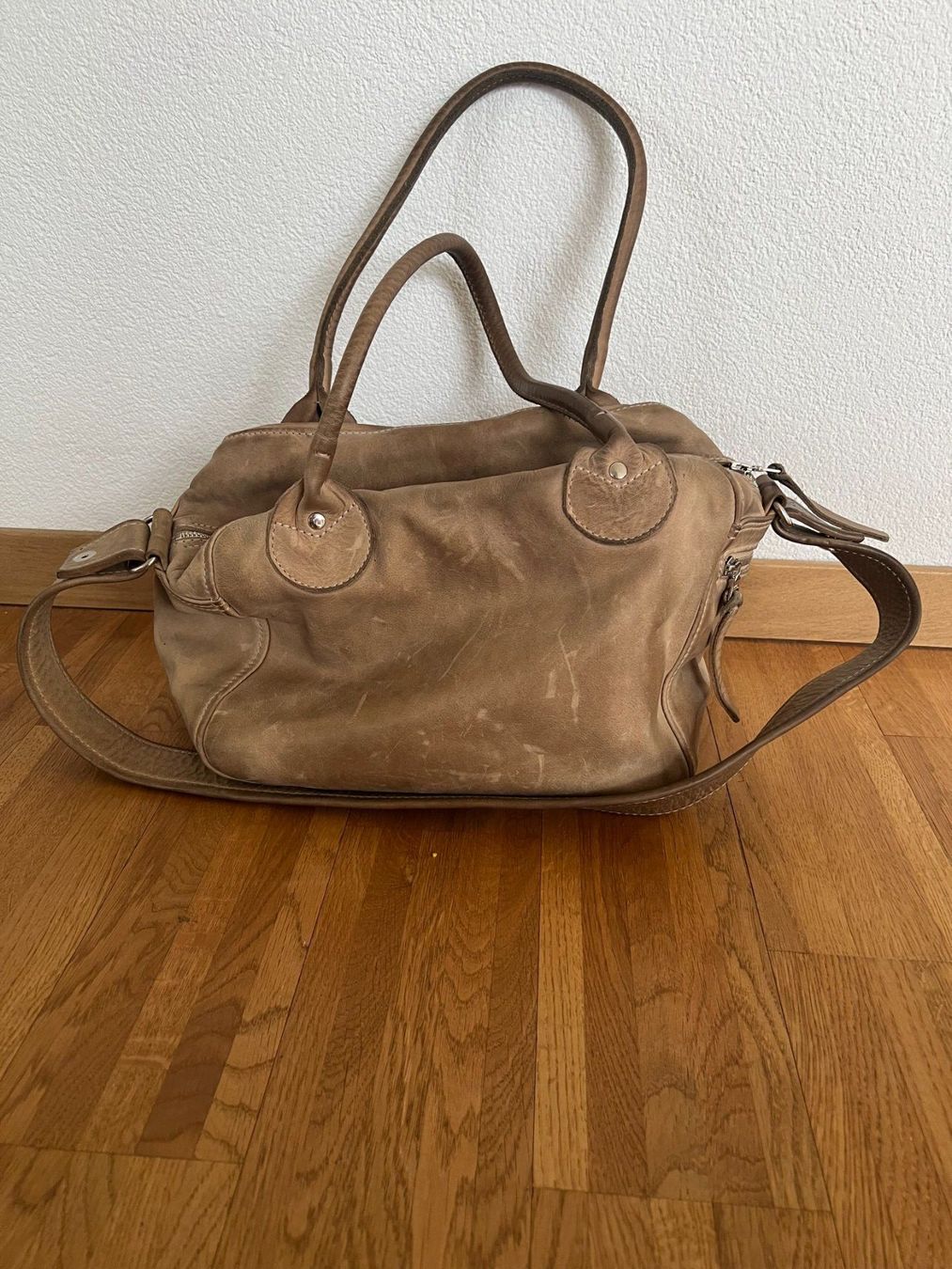 Fiona Losinger Sacs femmes: Fiona Losinger Tasche – D'occasion à Bern par Mlns2003