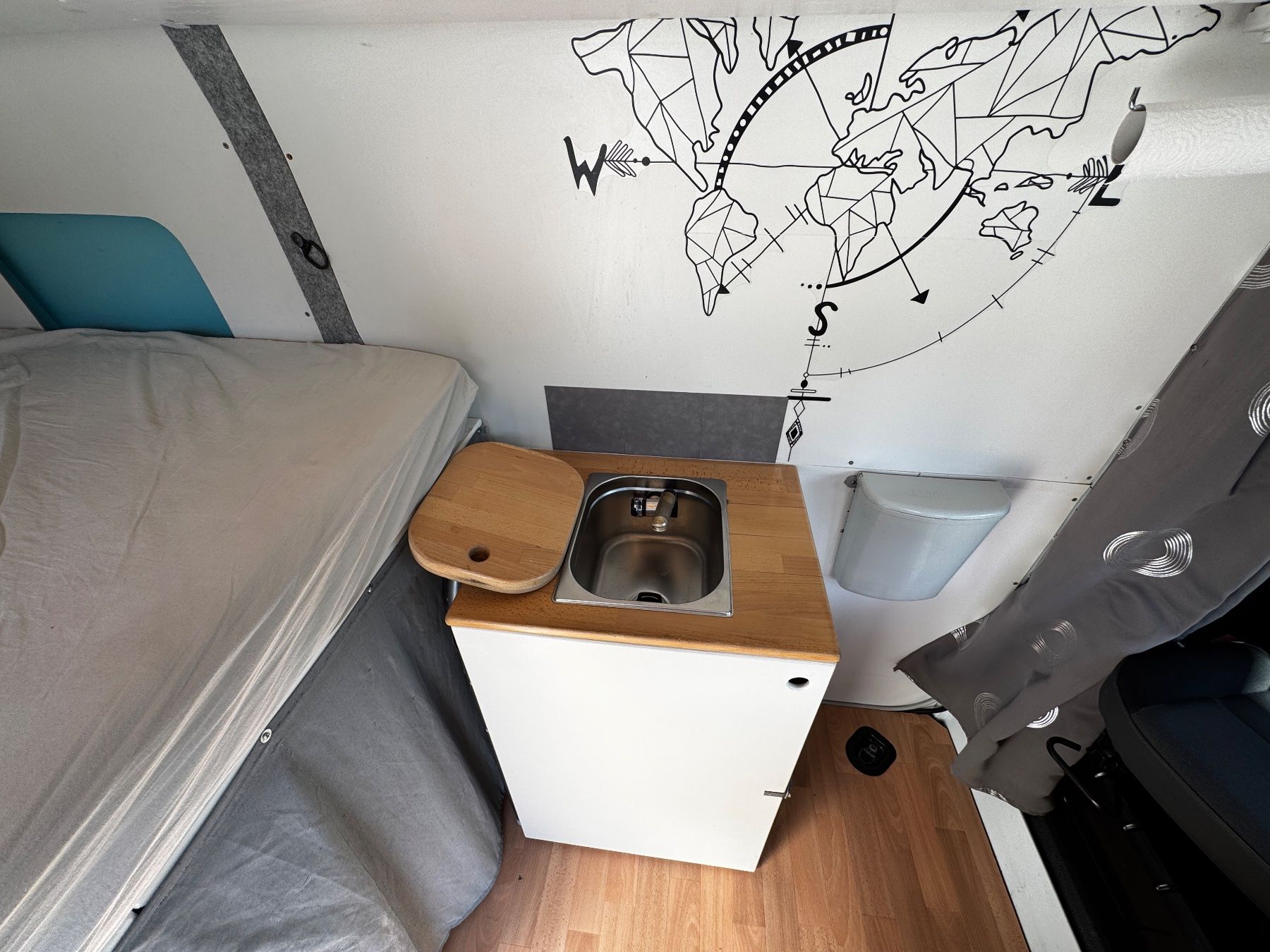Renault Véhicules de camping: Renault Master Camper Van – D'occasion à Oetwil am See par flader85 4