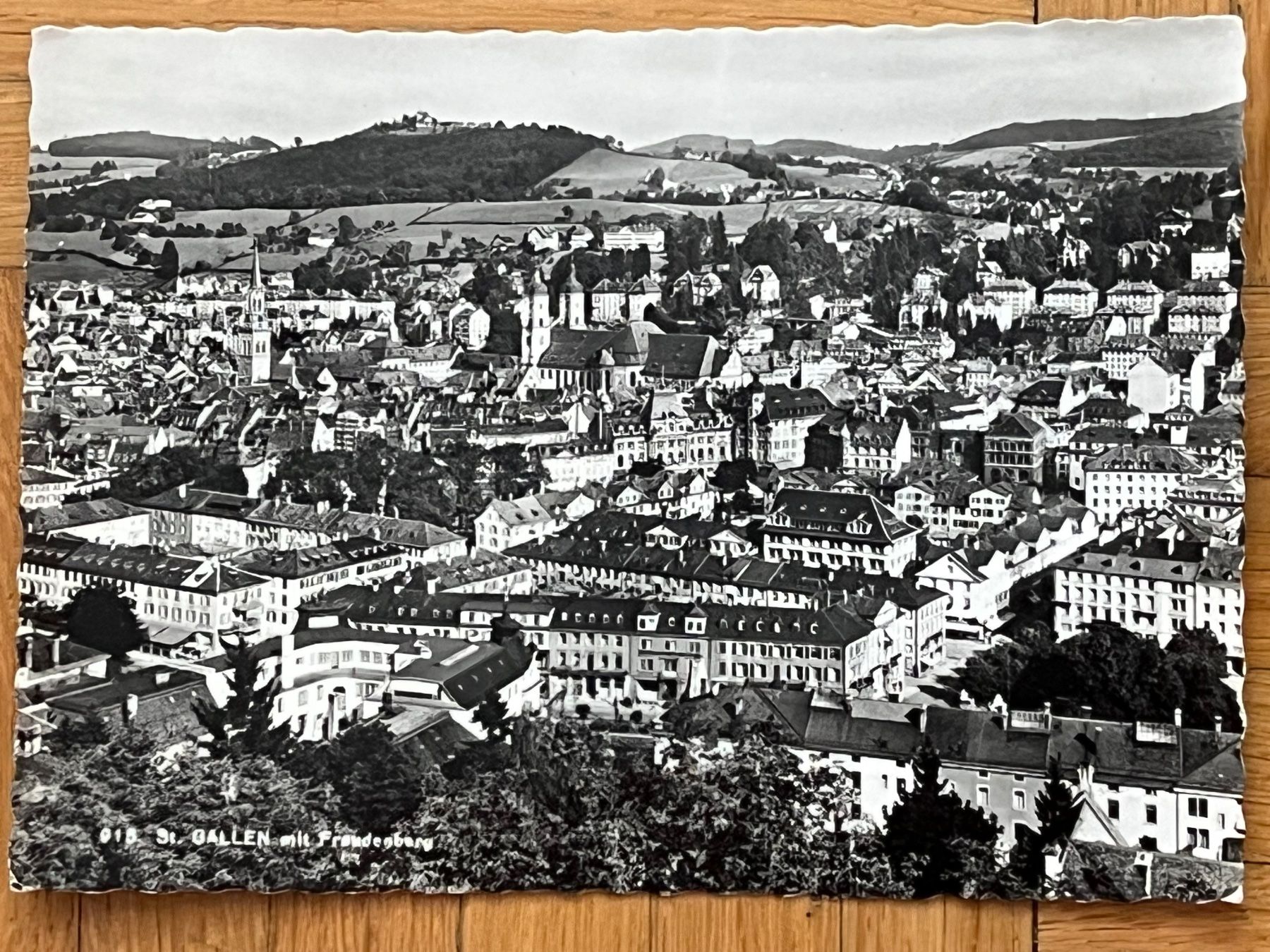 Cartes postales: St. Gallen mit Freudenberg – D'occasion à Romanshorn par luxcollect