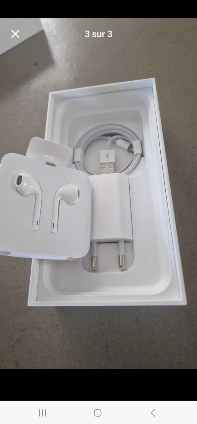 Apple Telefoni cellulari / Smartphones: Iphone à vendre en bon état – Usato da Leytron venduto da sva_9gp5 2