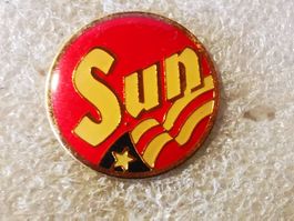 Ansteckpin 153: Sun