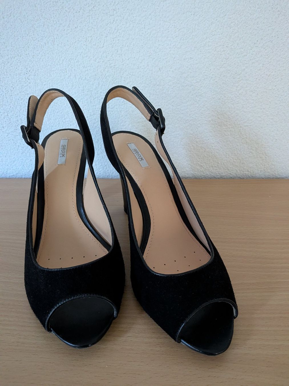 Geox Scarpe da donna: Damensandale, Gr. 40 – Nuovo (secondo la descrizione) da Wädenswil venduto da Mamacita60 1