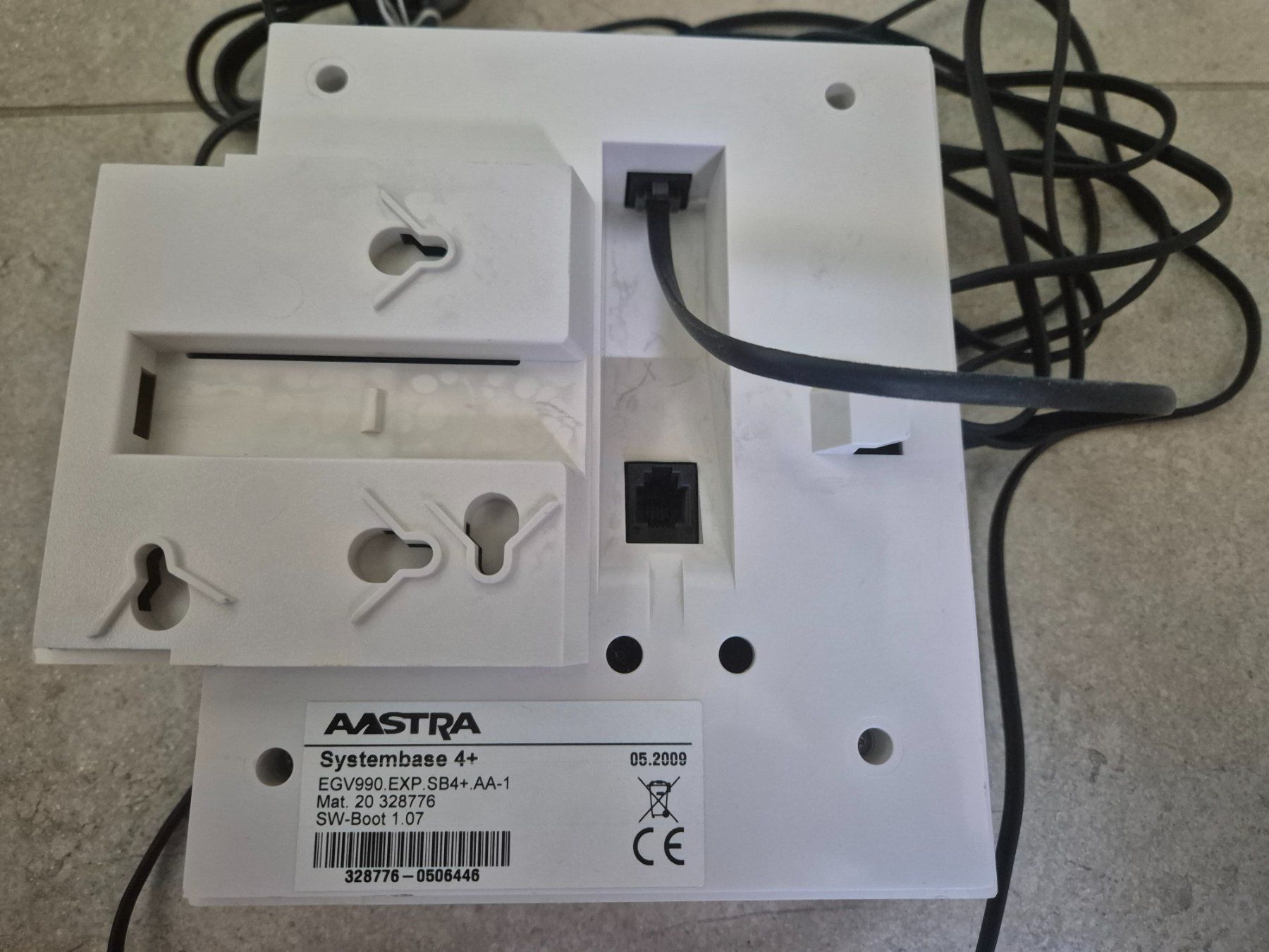 Mitel Telefone: Aastra/Mitel Systembase 4+ Funksender (SB4+) – Gebraucht aus Hellbühl von Schumi 1