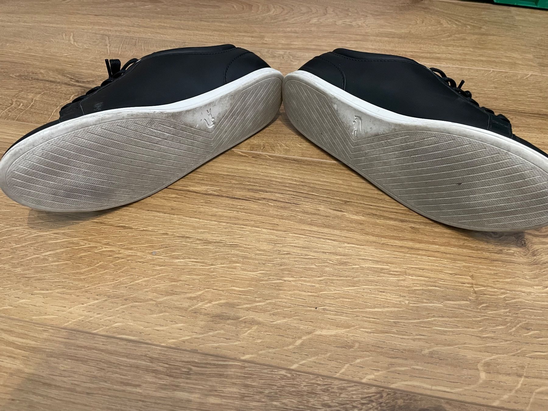 Lacoste Scarpe da donna: Lacoste sneakers Gr. 39 – Usato da Vilters venduto da markus_85 2