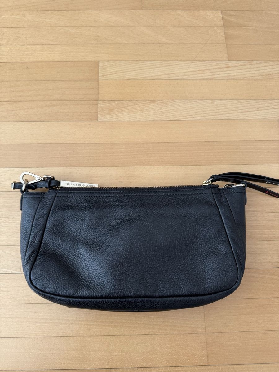 Tommy Hilfiger Taschen für Damen: Tommy Hilfiger Tasche – Neu (gemäss Beschreibung) aus Thalwil von Swissbaglady 1