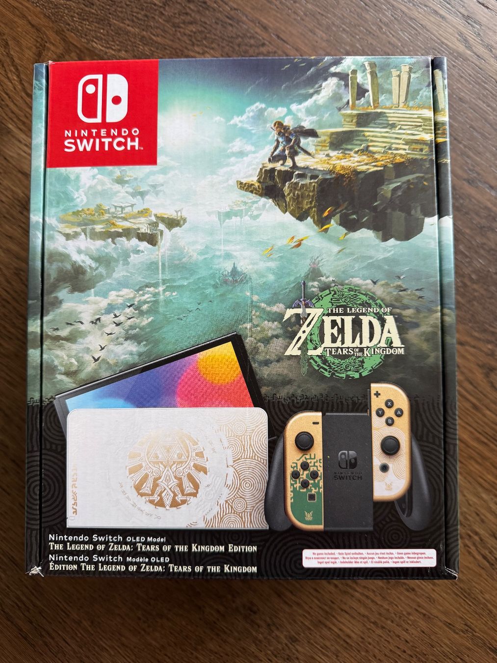 Nintendo Console: Nintendo Switch Oled Zelda Edition + Extra joy con + Case – Usato da Chur venduto da Chiara87 1