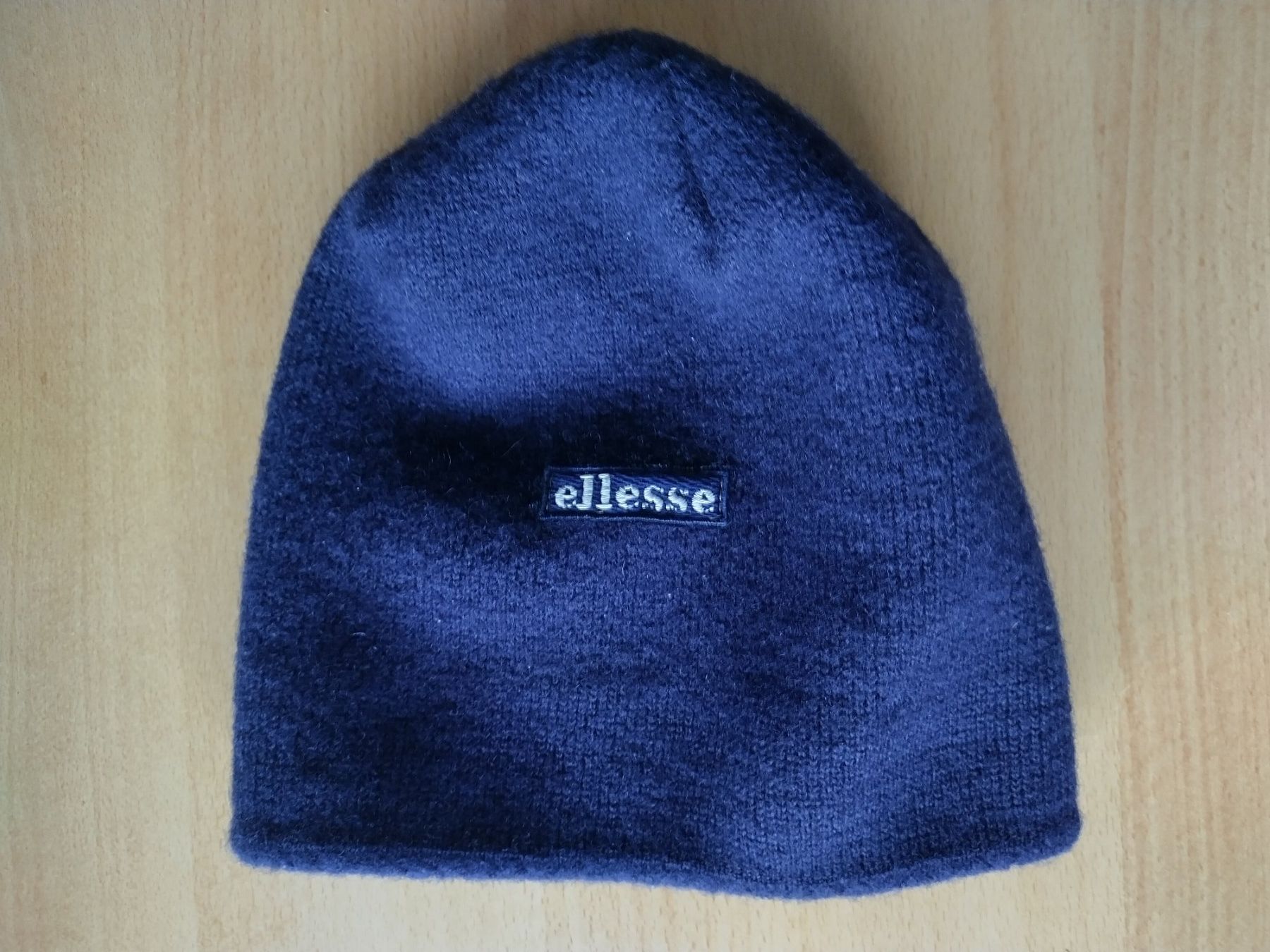 Ellesse Copricapi, berretti & cappellini: Ellesse Winter Mütze / Kappe – Usato da Jona venduto da Argus36