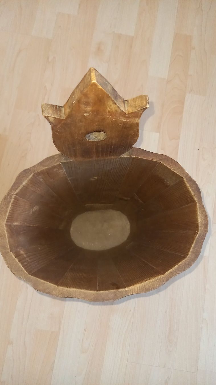 Altri mobili per ufficio: Schirmständer aus Holz – Usato da Thun venduto da Erti5 1