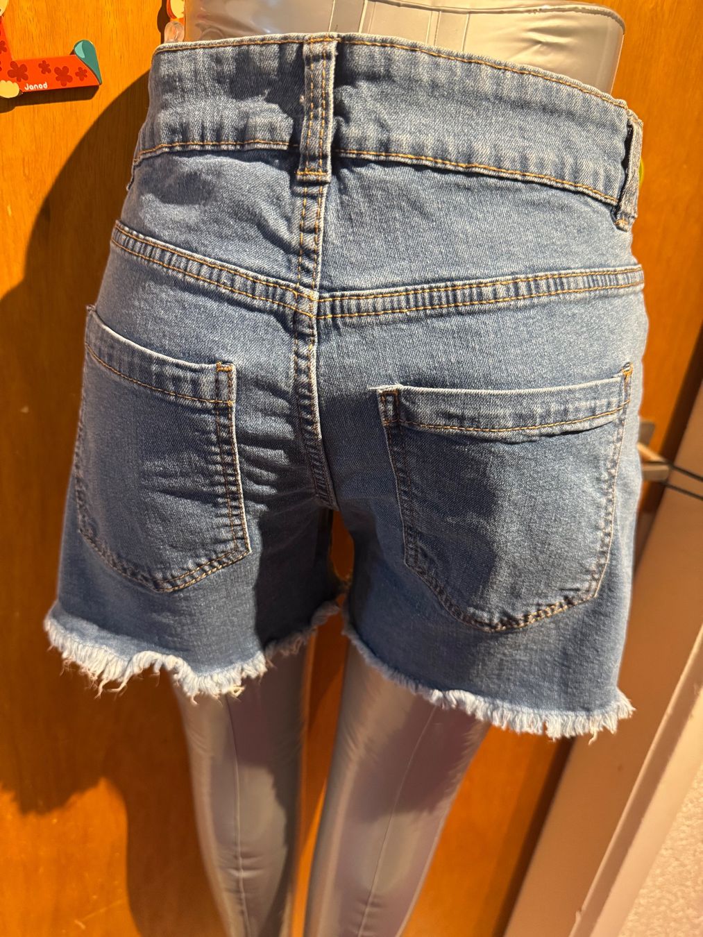 Jeans: Damen Jean Shorts Gr 34 – Usato da Frenkendorf venduto da Style365 2