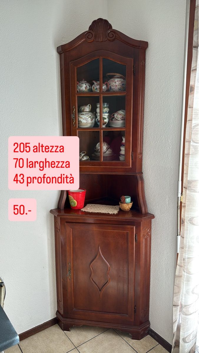 Vetrine: Mobile vetrina d’antiquariato – Usato da S. Antonino venduto da gaia.pedr