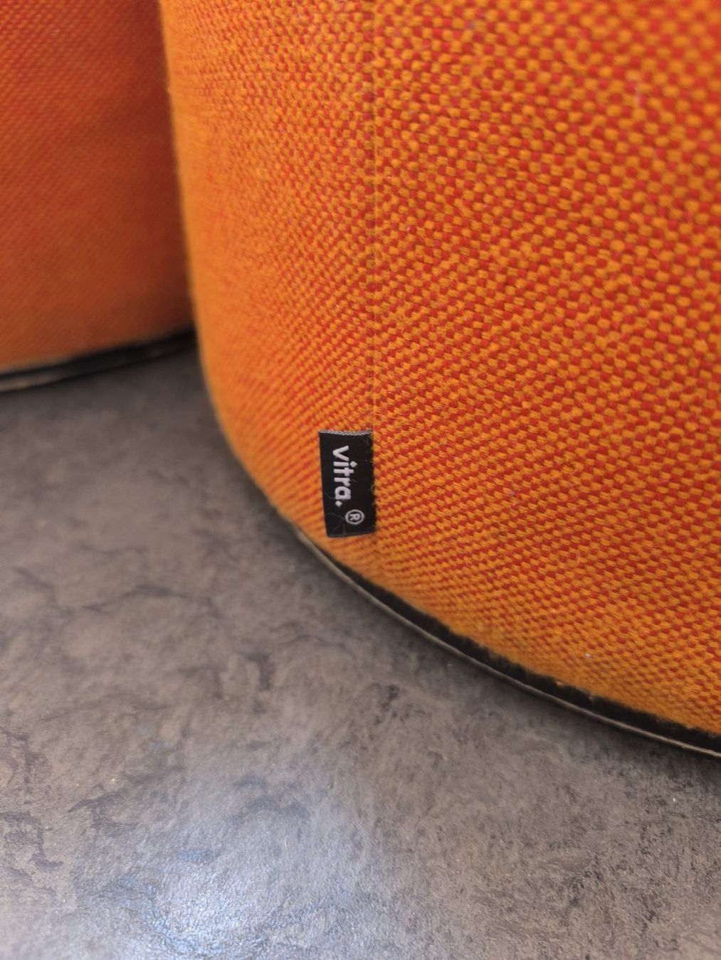 Vitra Sgabelli: 2x Vitra Visiona Hocker Orange – Usato da Zürich venduto da pokebros 3