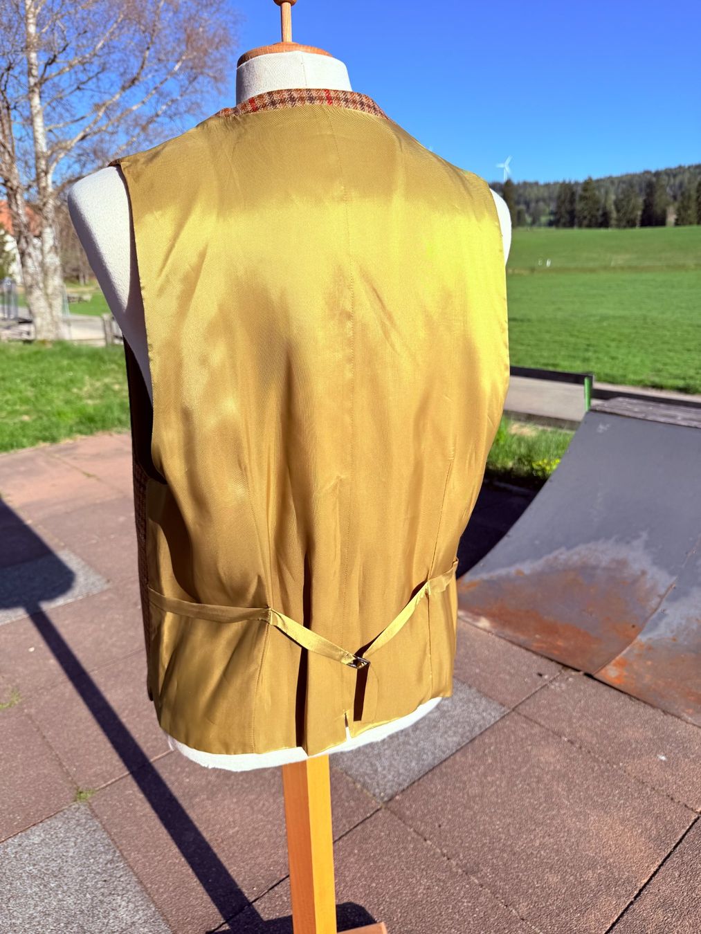 Gilet & Giacche: Gilet tweed Walter Slater – Usato da Le Cerneux-Veusil venduto da Maraud01 8