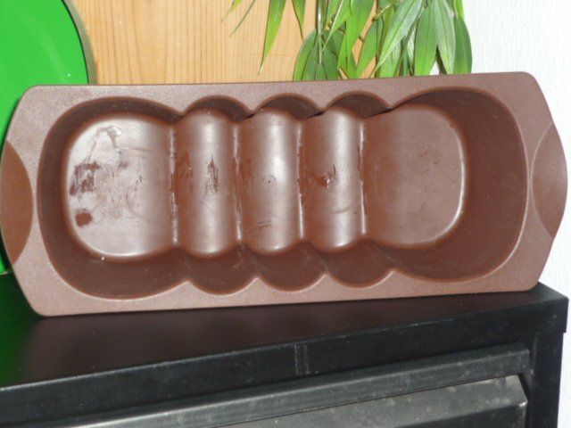 Tupperware Contenitori & Simili: TUPPERWARE FÜR KUCHEN – Usato da St.Gallen venduto da Anso 1