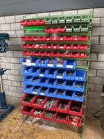 358 Sichtboxen Regal mit Inhalt aus Liquidation