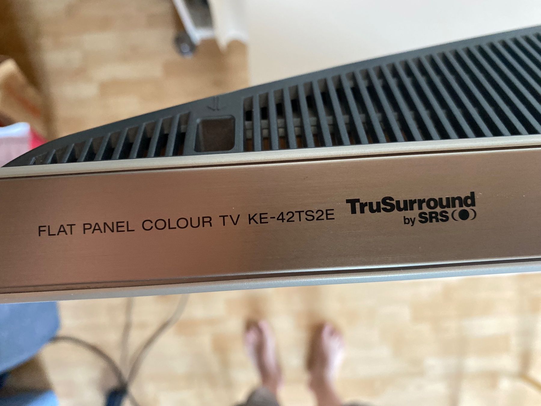 Sony Televisori: SONY TV - FLAT PANEL COLOUR TV KE-42TS2E – Usato da St-Prex venduto da Okoala 1