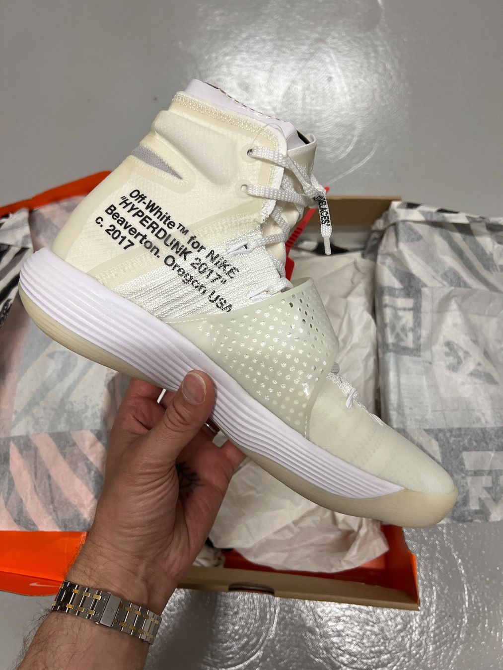 Nike Herrenschuhe: Nike React Hyper dunk Flyknit Off-White - EU 45.5 – Neu und originalverpackt aus Bern von ElevenFive