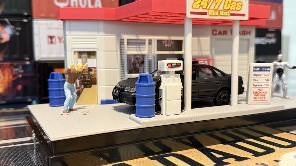 Modellautos: Diorama 24/7 Gas Mini Mart Robocop – Neu (gemäss Beschreibung) aus Basel von Zomeg 1