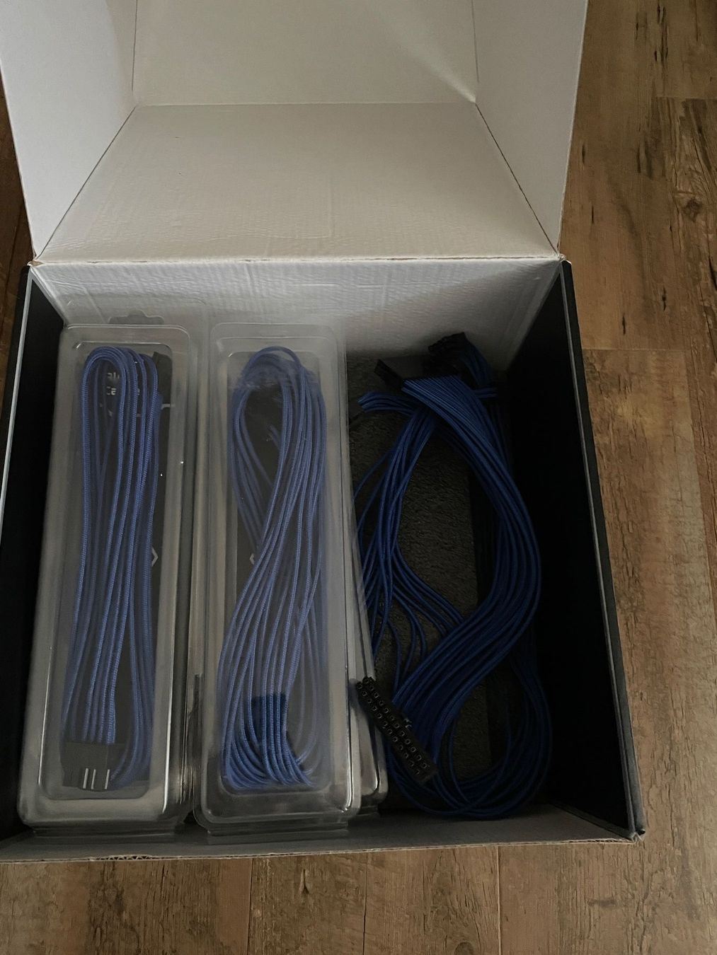 Cavi: Bitfenix Alchemy 2.0 PSU Cable Kit, BQT-Series DPP – Usato da Oberdiessbach venduto da DR39 2