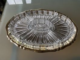 Silberplatte mit passendem Glasschalen