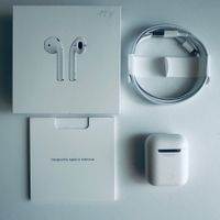 Original Apple AirPods 2 Kopfhörer Wireless Lightning Kabel