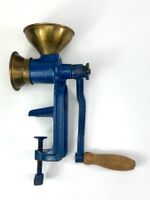 Kult Mohnmühle „Standard-Werk“ – Gusseisen & Messing