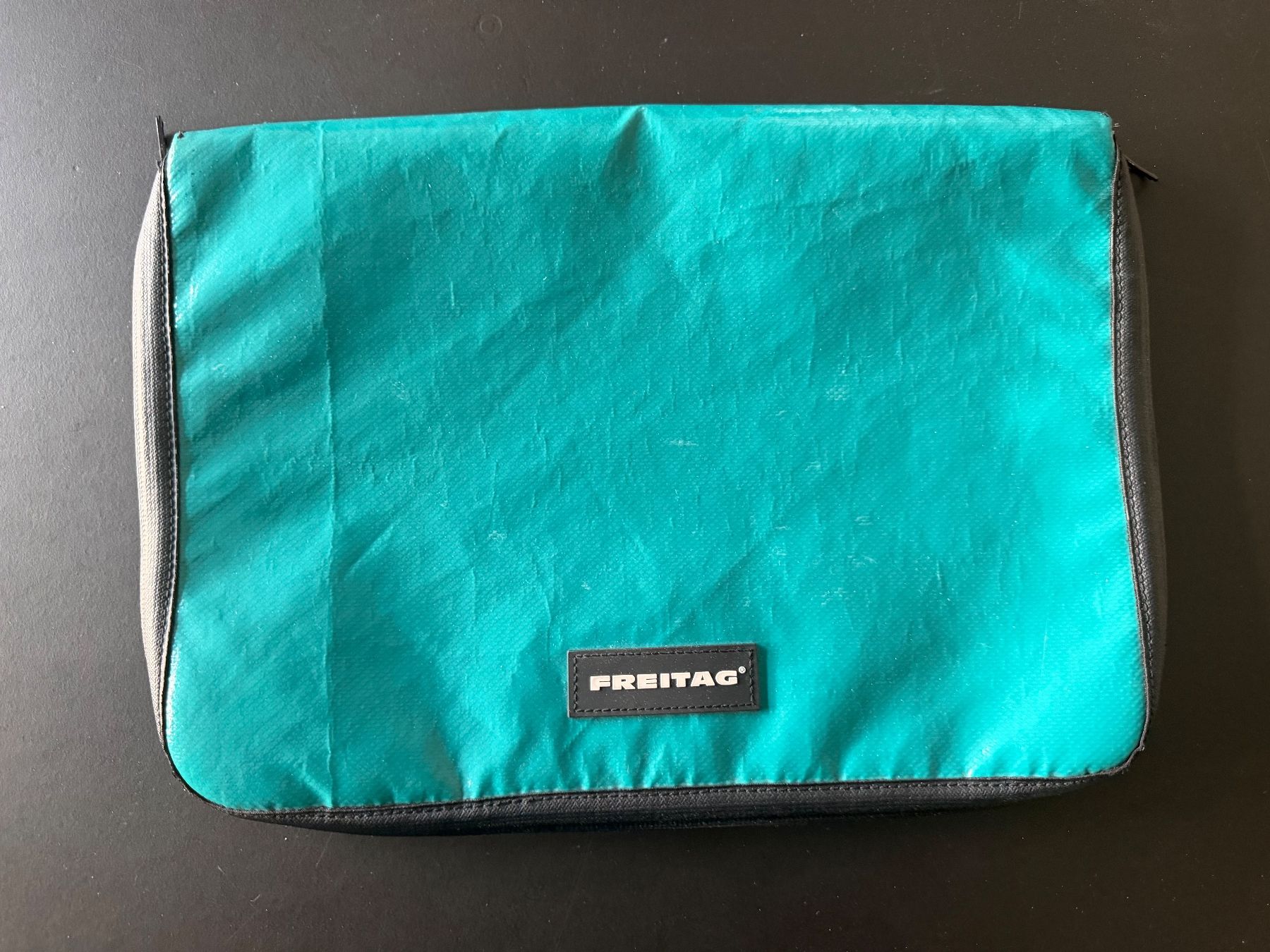 Freitag Taschen: Freitag Tasche Serie G5.1 mit Zip – Gebraucht aus Zürich von TimZ