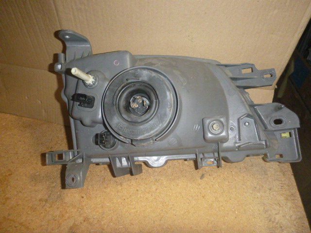 Subaru Tutti pezzi di ricambio auto: Klarglas-Scheinwerfer L Subaru Forester SF Mod. 2001- – Usato da güttingen venduto da Promotor24 1
