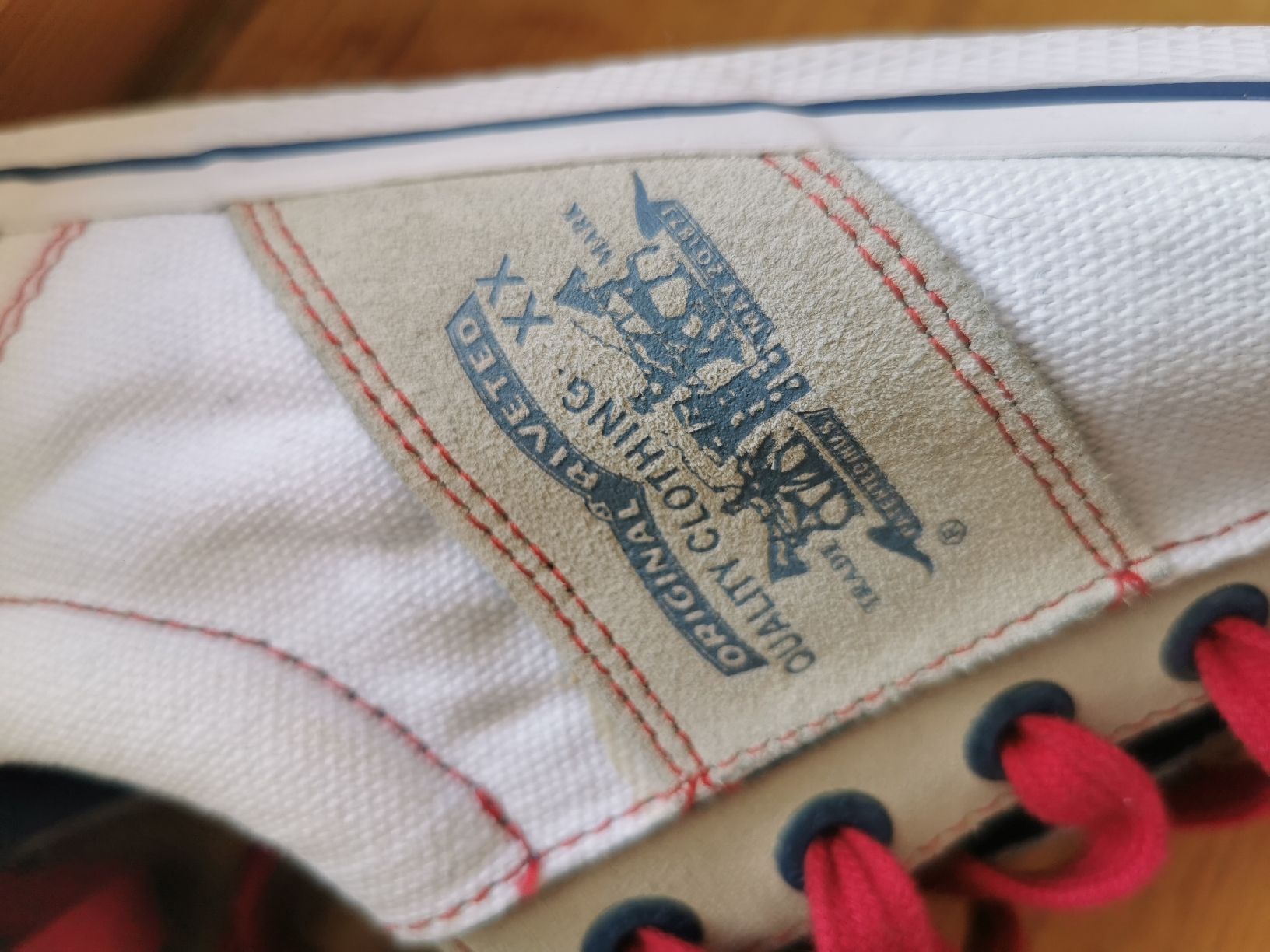 Levi's Scarpe da uomo: Levis Mirto Gr. 42 – Usato da ZERNEZ venduto da joaofonseca 2