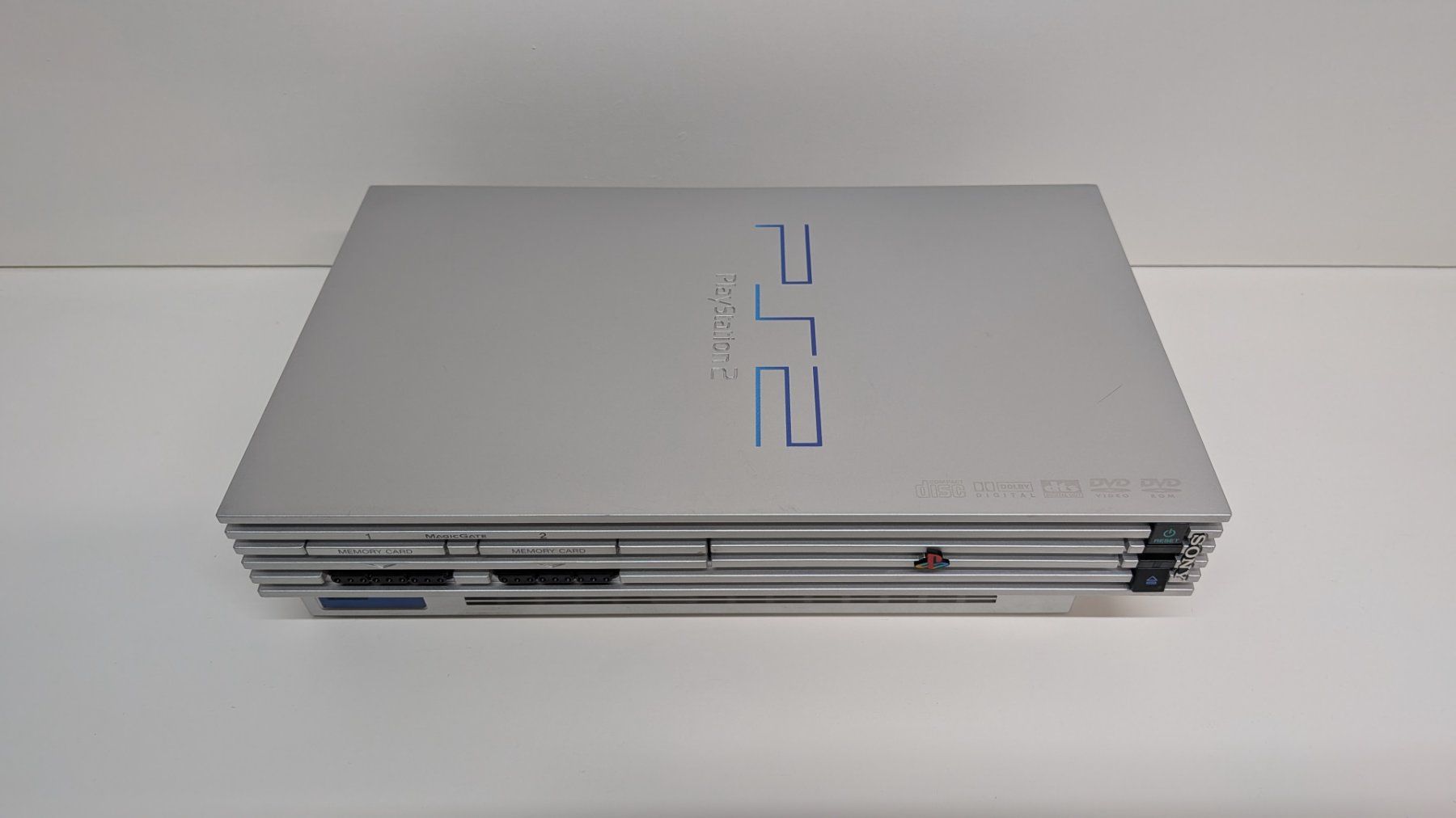 Sony Console: PlayStation 2 Fat Silver mit 2 Controller ORIGINAL – Usato da Menziken venduto da mame18 3