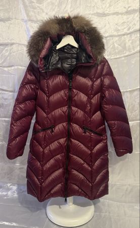 Moncler Original Bordeaux Echter Daunenmantel/jacke