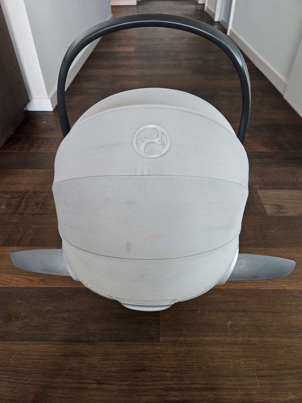 Cybex Seggiolini per auto: Cybex Cloud Z i-size Platinum - Koi Collection – Usato da Rotkreuz venduto da cat.dra 3