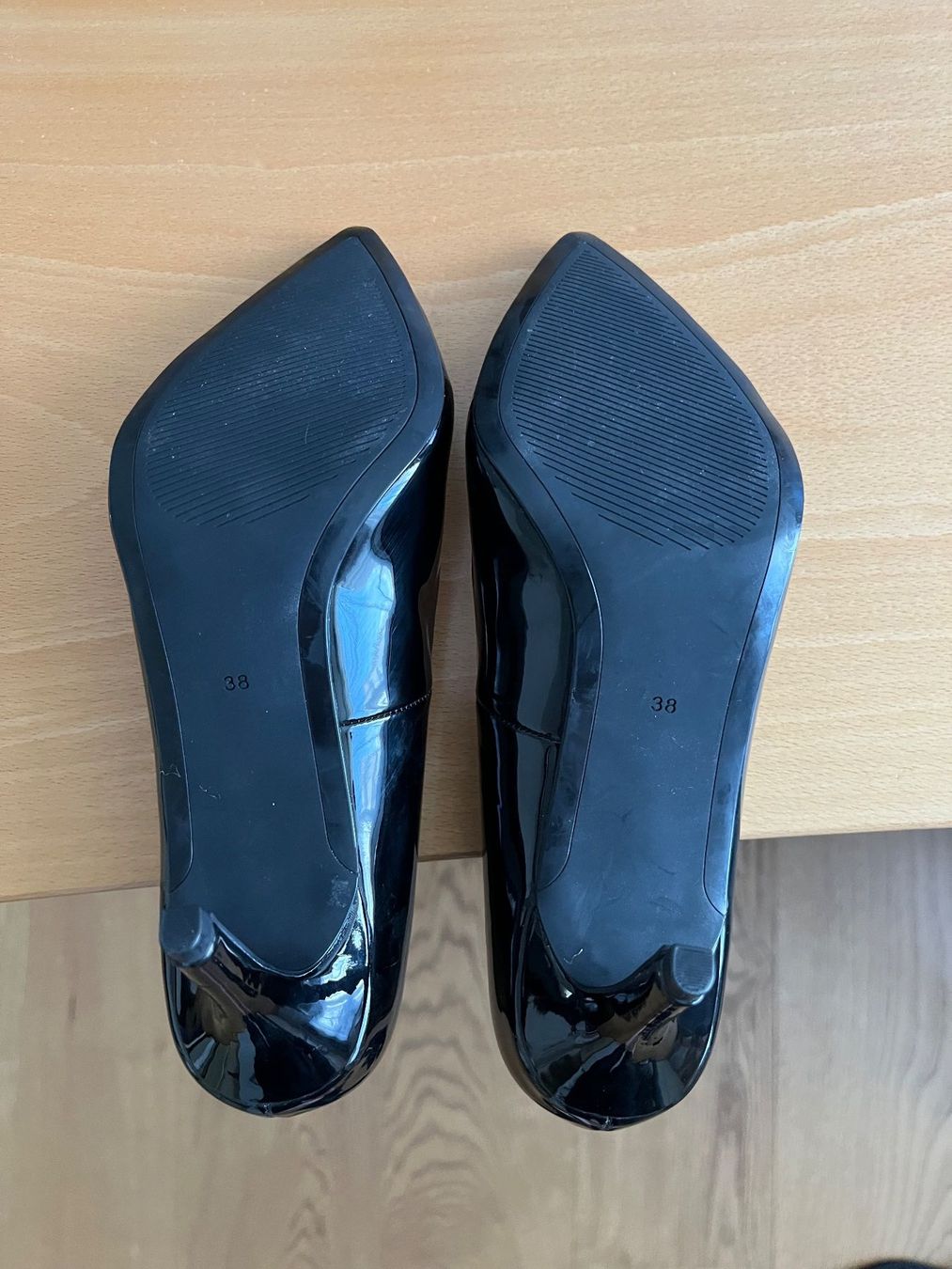 H&M Scarpe da donna: Damenschuhe/Pumps – Usato da Balgach venduto da Olieto 2