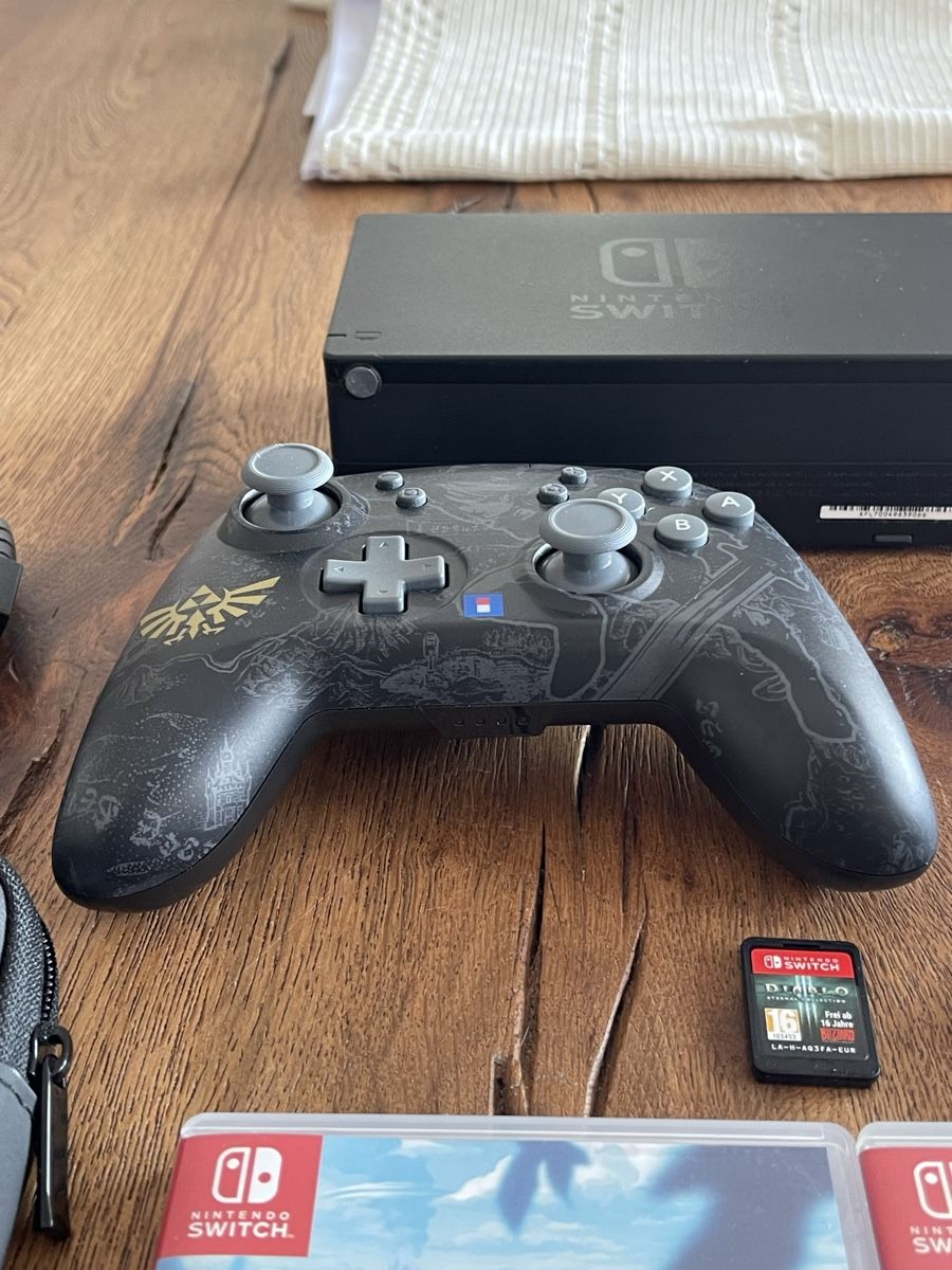 Nintendo Console: Nintendo Switch Set in guter Qualiät – Usato da Waltenschwil venduto da zigi1337 1