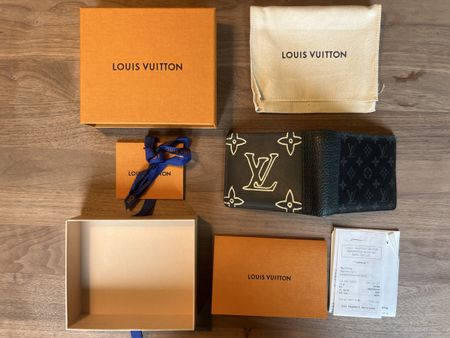 Louis Vuitton Multiple Wallet M69699 Limited Edition 2021