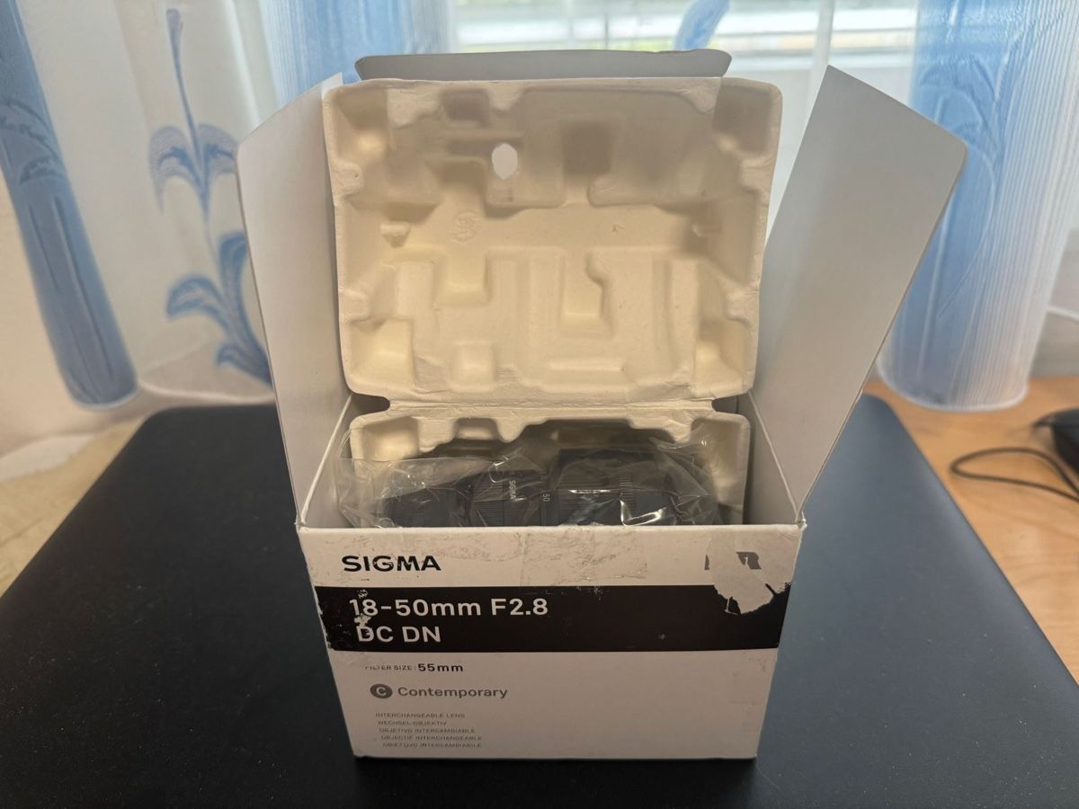 Sigma Obiettivi: Sigma 18-50 2.8 Sony – Nuovo e nell'imballaggio originale da Bremgarten AG venduto da lok_q682